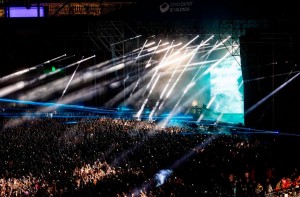 David Guetta’s “Monolith” show in Valencia lit with Ayrton Cobra