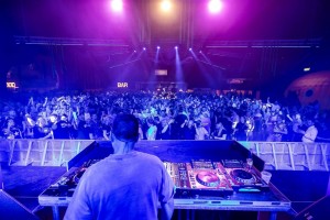 Showtec, Infinity und DMT bei „Pump Up the 90’s“ in Hardenberg im Einsatz