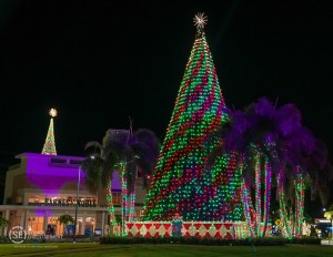 Christmas light show at Florida shopping mall under Obsidian control